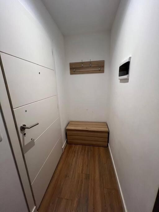 Moderno Departamento Con Vista Al Lago Y Montanas Bariloche Zewnętrze zdjęcie